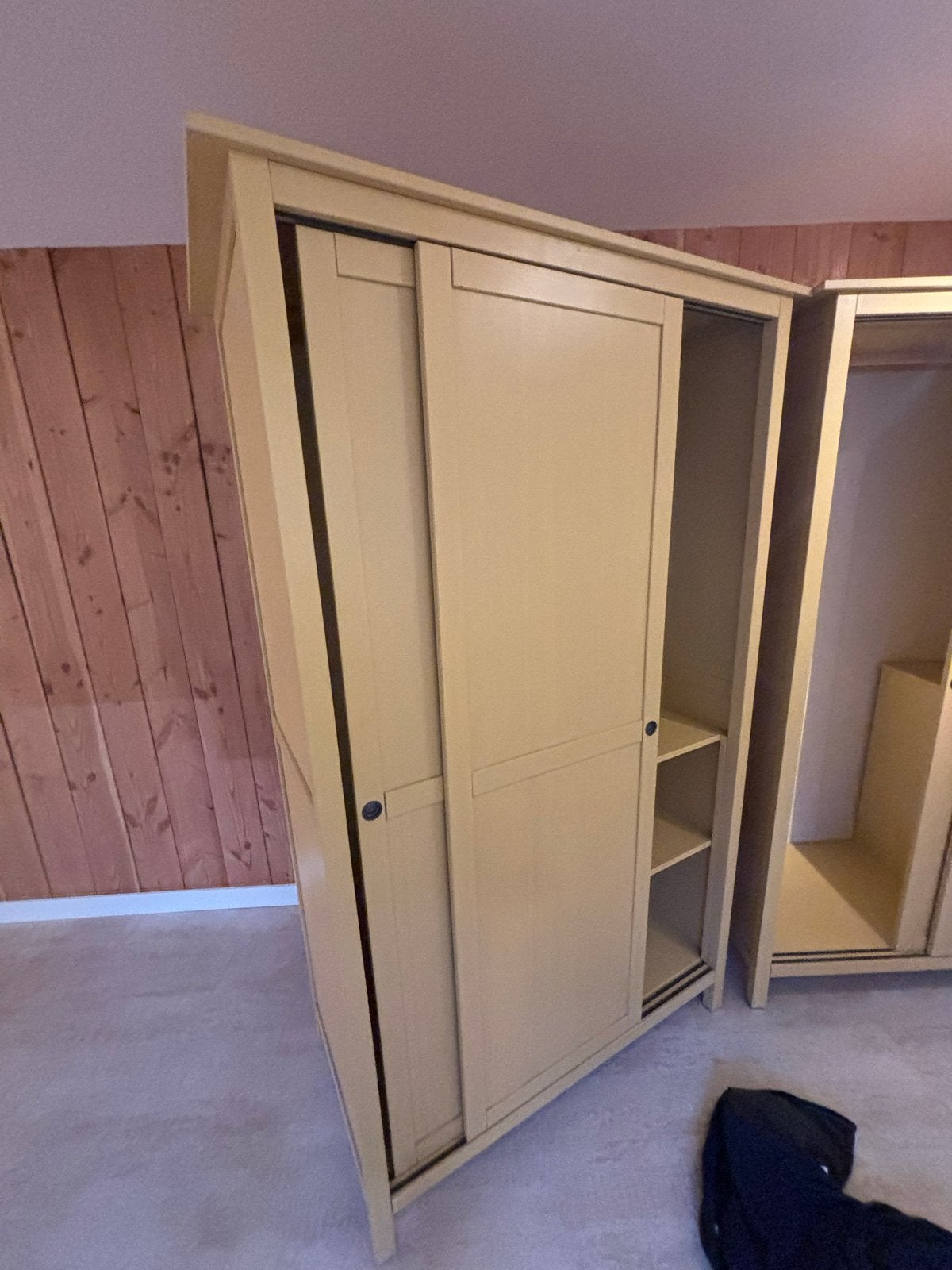 Éen IKEA Hemnes kast - Gedemonteerd met handleiding, Huis en Inrichting, Ophalen, 100 tot 150 cm, Zo goed als nieuw, 150 tot 200 cm