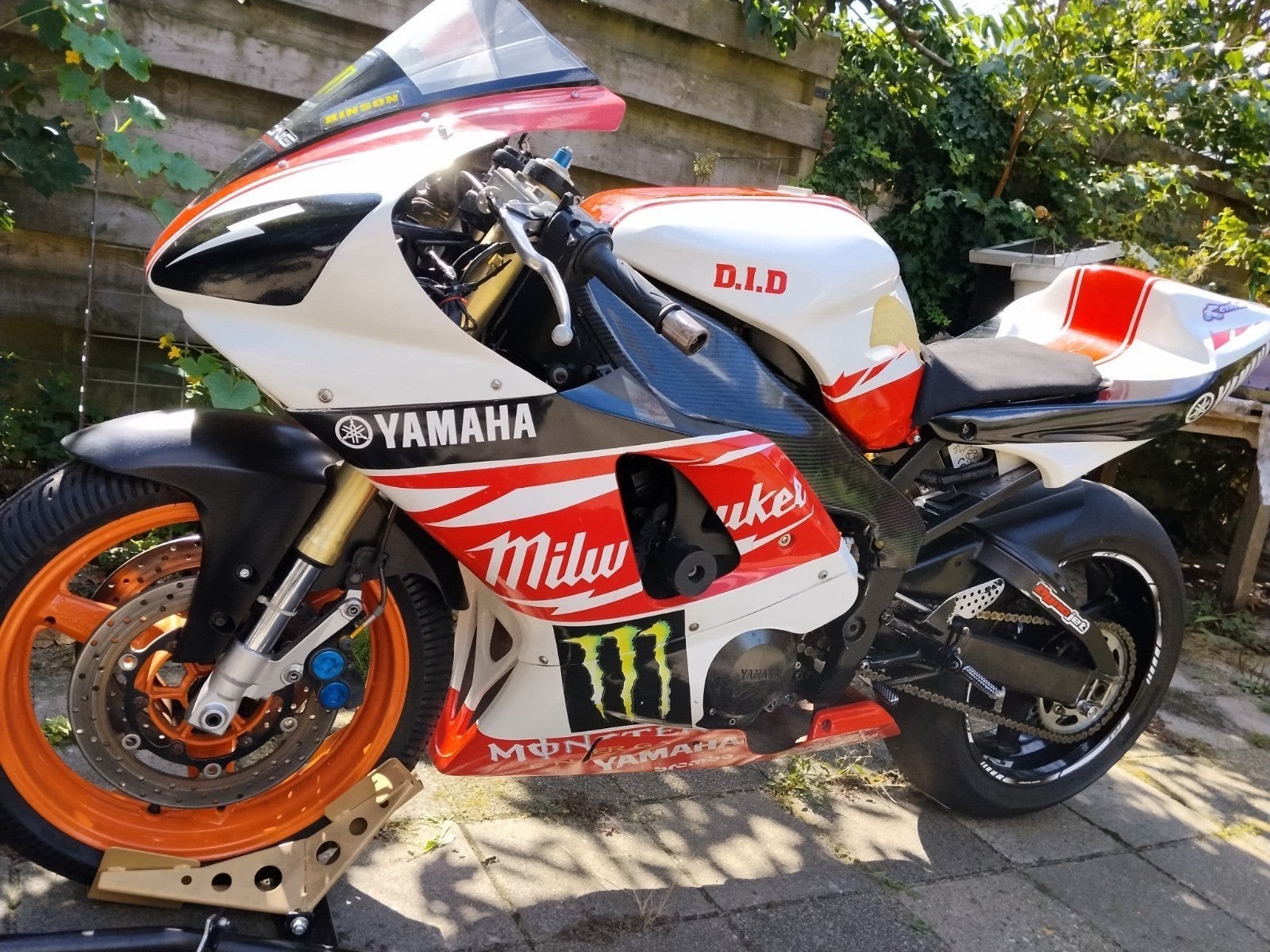Yamaha YZF-R1 2000, Ophalen