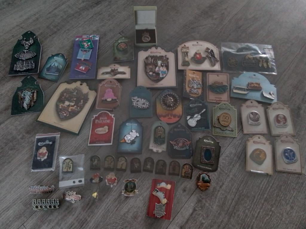 Gezocht efteling pins om te ruilen, Verzamelen, Speldjes, Pins en Buttons, Ophalen of Verzenden, Zo goed als nieuw, Overige onderwerpen