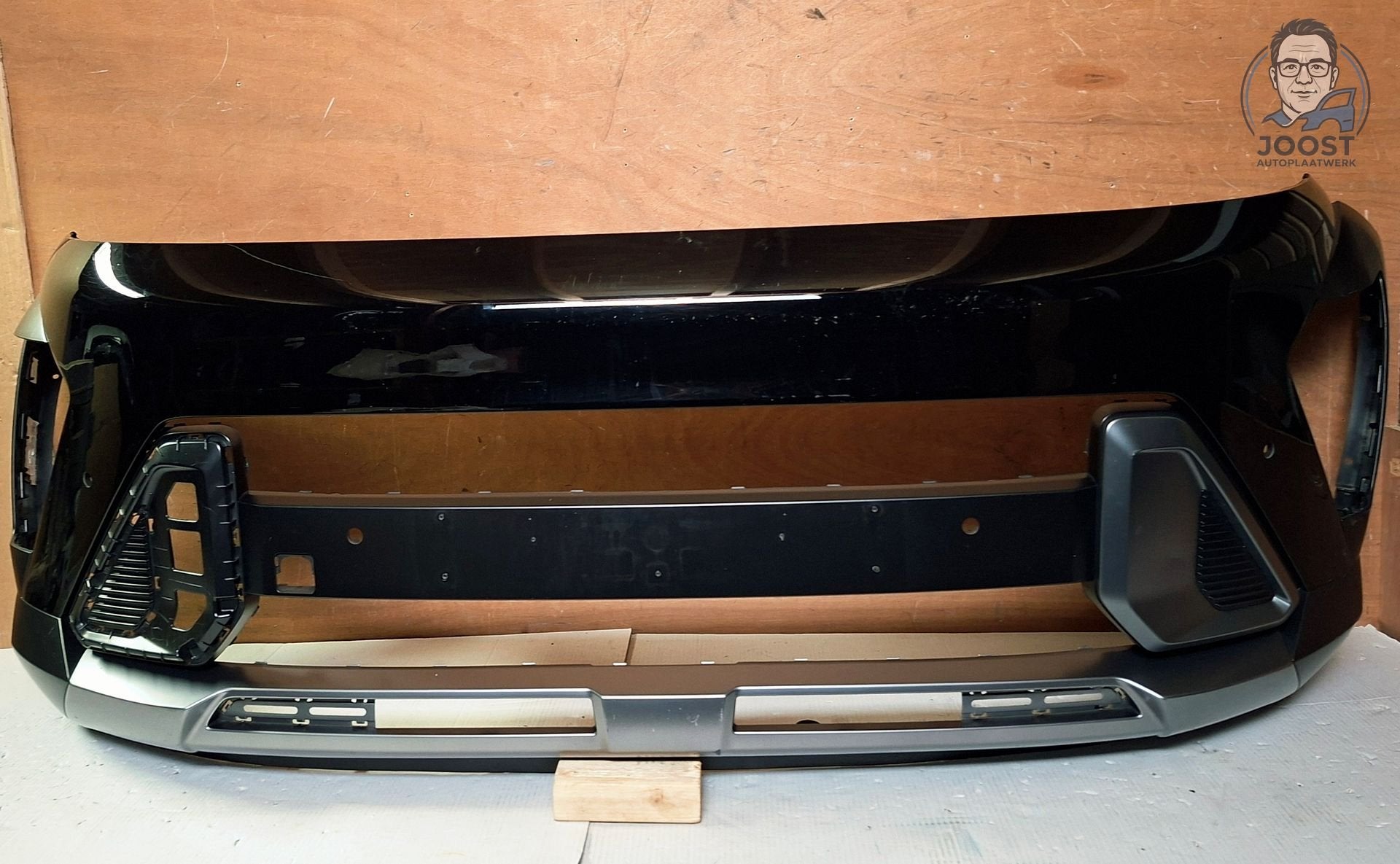 Voorbumper OEM Hyundai Kona II v.a 2023 4xPDC 86512-BE100
