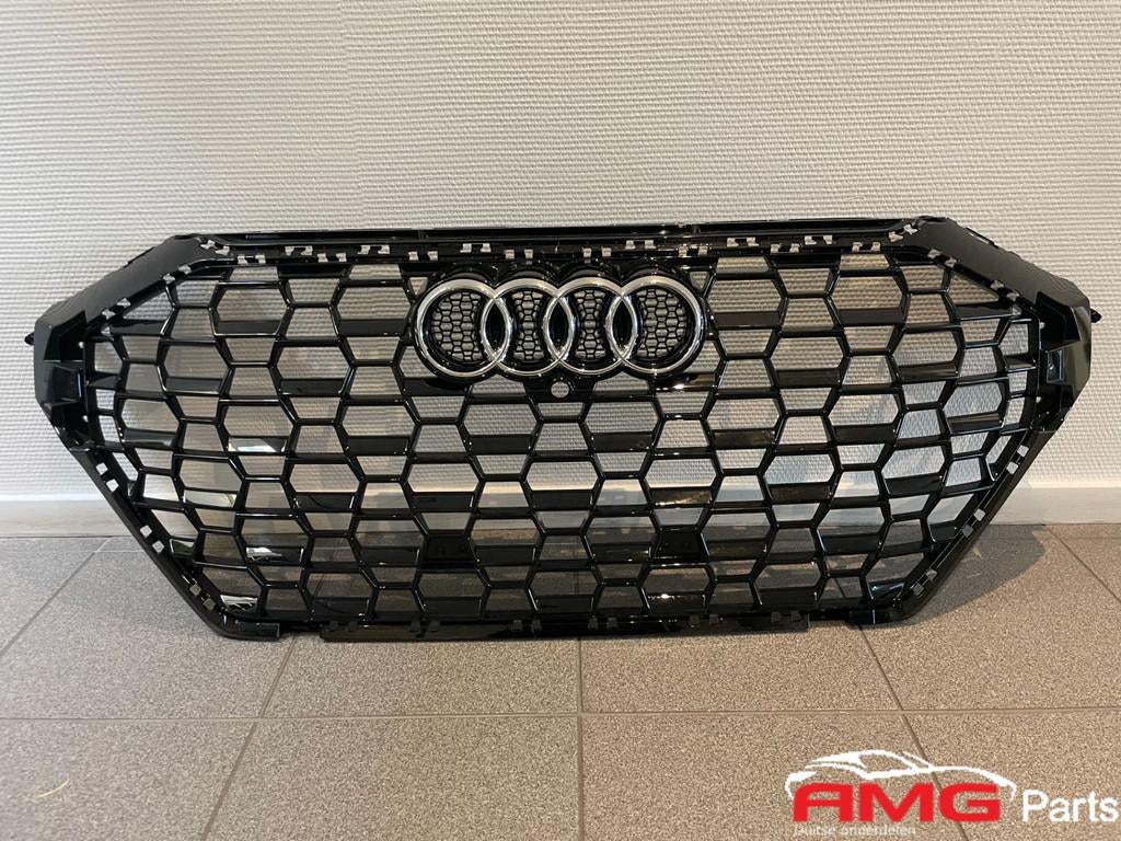 Audi RSQ3 83F Embleem Grille Hoogglans Zwart 83A853651D, AUDI AG, Kundenbetreuung@audi.de, Nieuw, Auto-Union-Strasse 1
85045  Ingolstadt, DE