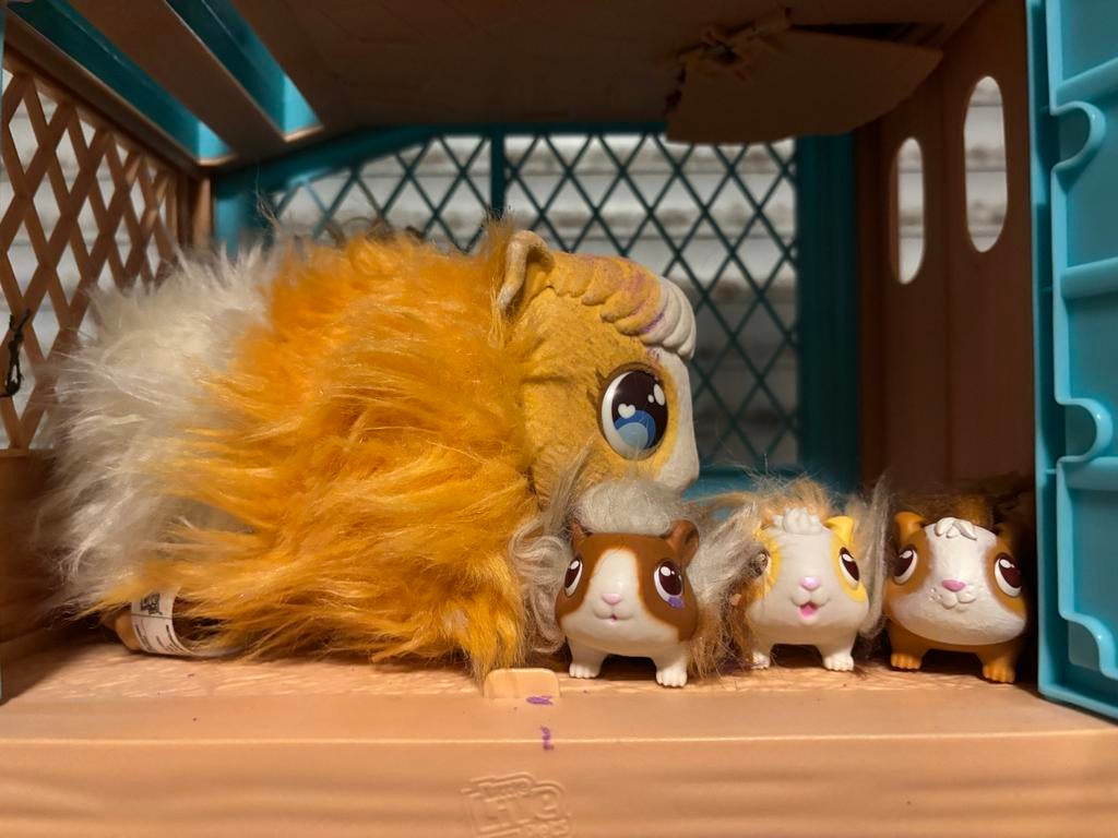 Mama Caviaspeelset met 3 baby cavia's, Kinderen en Baby's, Speelgoed | Knuffels en Pluche, Ophalen, Overige merken, Overige karakters