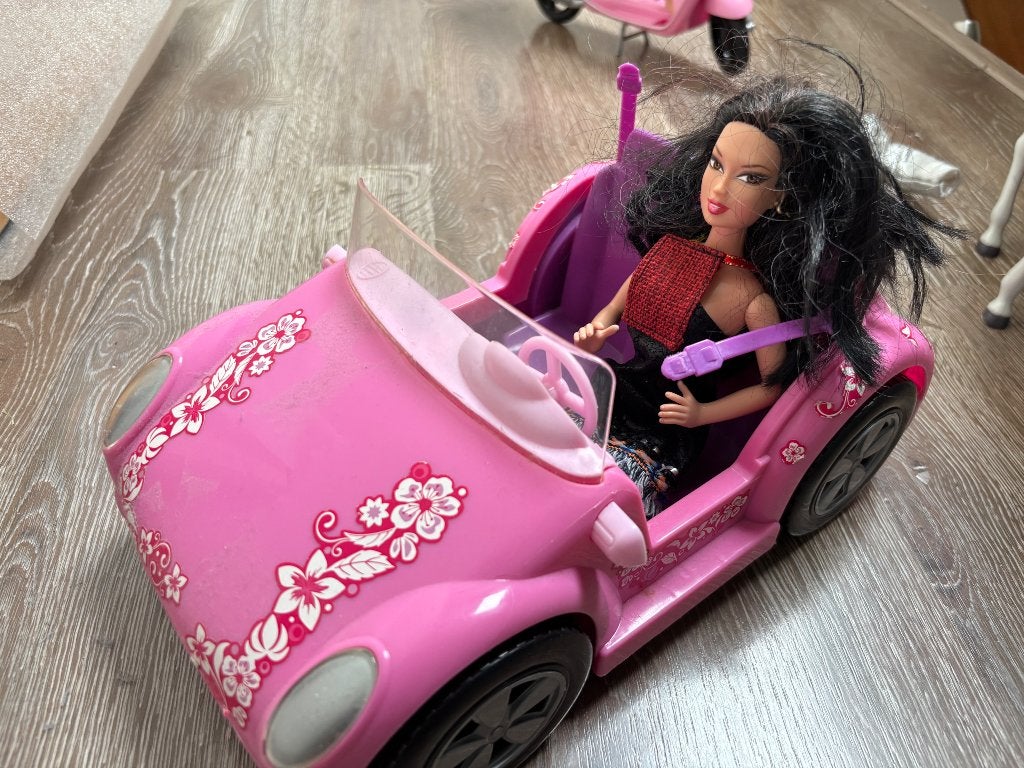 roze auto wagen voor de barbie, Ophalen, Gebruikt, Barbie