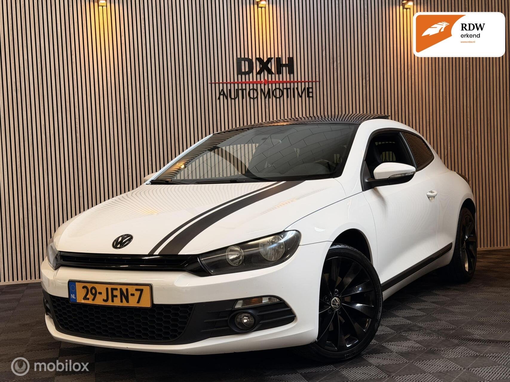 Volkswagen Scirocco 1.4 TSI Highline+ APK8/2027 PANO CARPLAY, Voorwielaandrijving, Euro 5, 15 km/l, Gebruikt