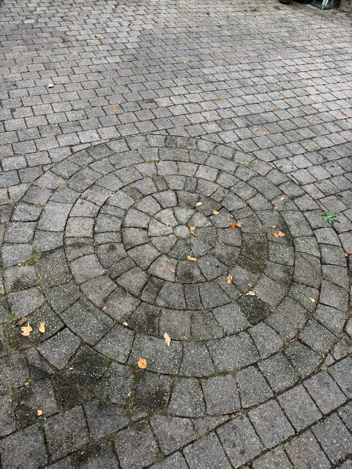 Getrommelde betonnen cobblestones in cirkelverband (3 sets), Tuin en Terras, Ophalen, Gebruikt, Klinkers, Minder dan 5 m²