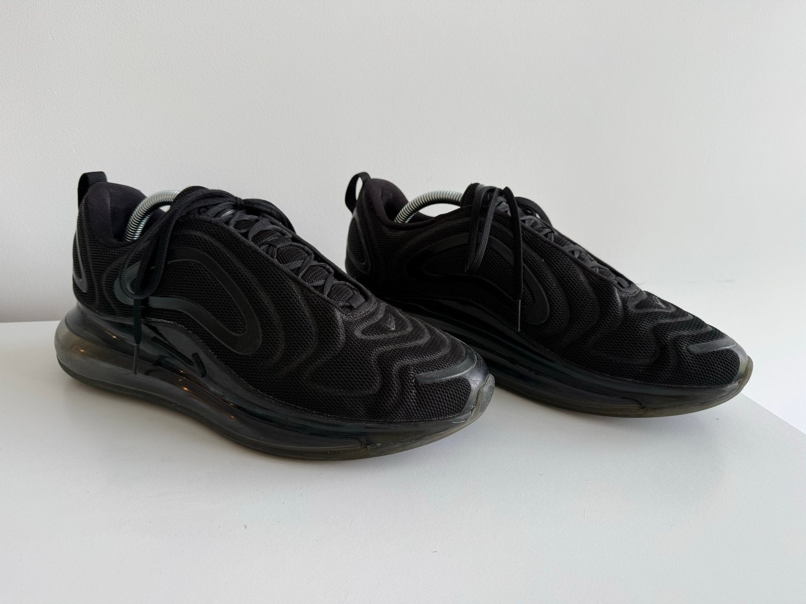 Nike Air Max 720 Zwart - Maat 43, Kleding | Heren, Schoenen, Ophalen of Verzenden, Gedragen, Zwart, Sneakers of Gympen
