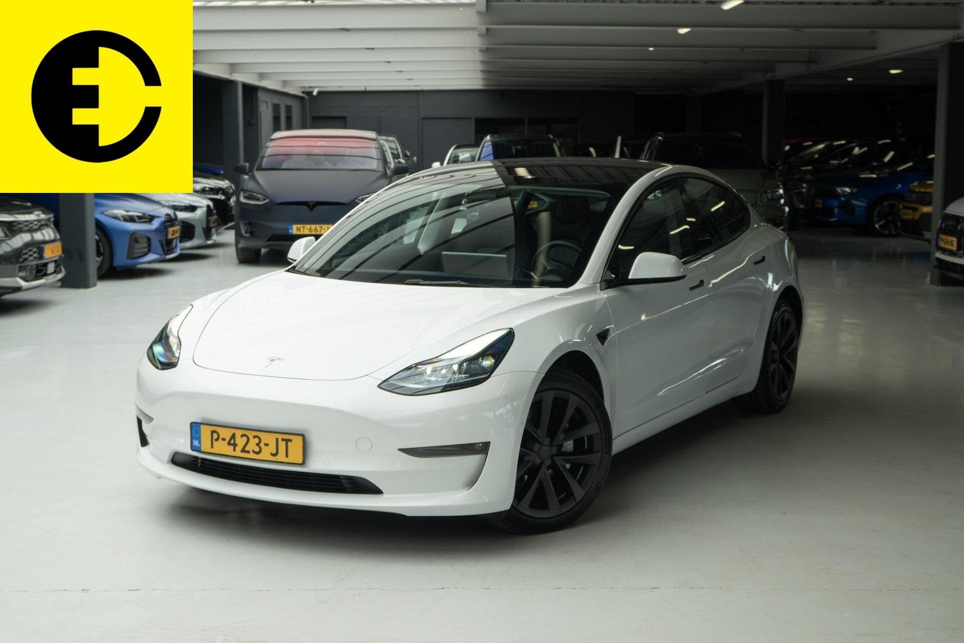 Tesla Model 3 Long Range AWD 75 kWh | Stoelverwarming | Pano, Auto's, Tesla, Automaat, Gebruikt, Zwart, Wit