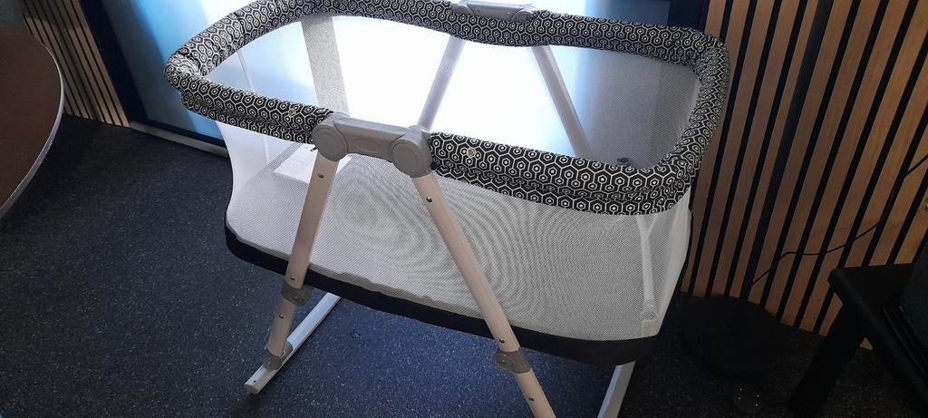 Co-sleeper/Wieg met muggennet -  nieuw, Kinderen en Baby's, Ophalen, Zo goed als nieuw, Wieg