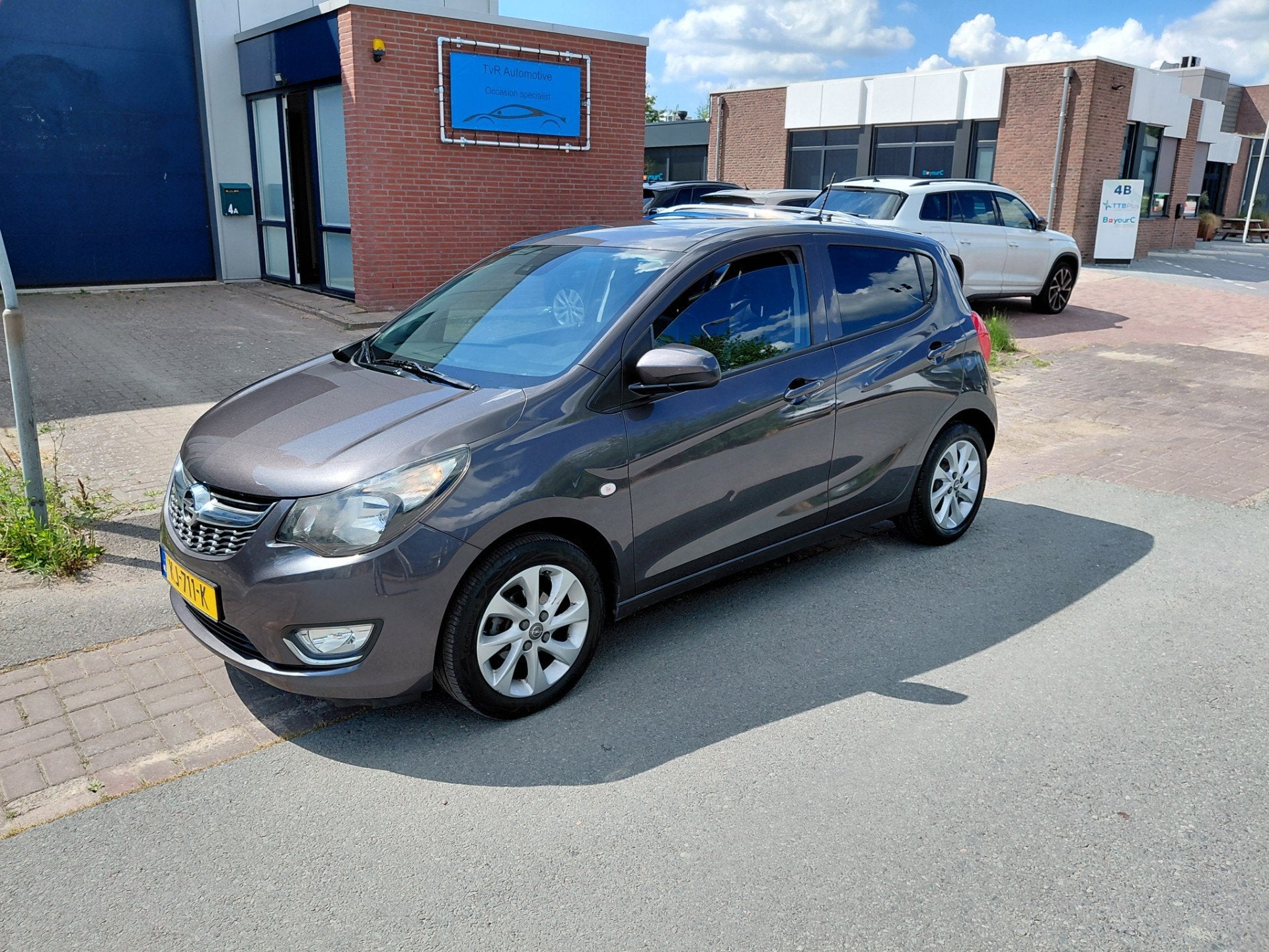 Opel KARL Opel Karl 1.0 Innovation Ecc Leder Carplay 1e eig, Auto's, Opel, Voorwielaandrijving, 839 kg, Gebruikt, Start-stop-systeem