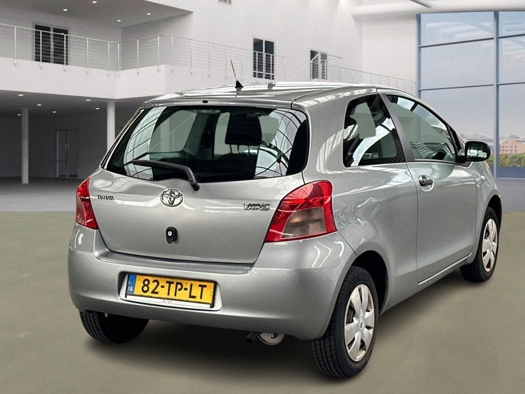Toyota Yaris 1.0 VVTi, Auto's, Toyota, Voorwielaandrijving, 750 kg, Origineel Nederlands, Bedrijf