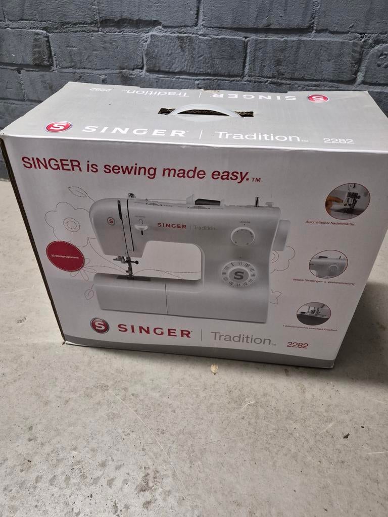 Singer Tradition 2282 Naaimachine - Nieuw in Doos, Hobby en Vrije tijd, Naaimachines en Toebehoren, Ophalen of Verzenden, Nieuw