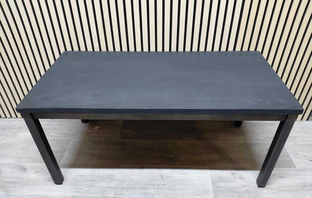 Zwarte kindertafel met stevig stalen frame – nieuw in doos, Kinderen en Baby's, Kinderkamer | Tafels en Stoelen, LaVe Outlet, Nieuw