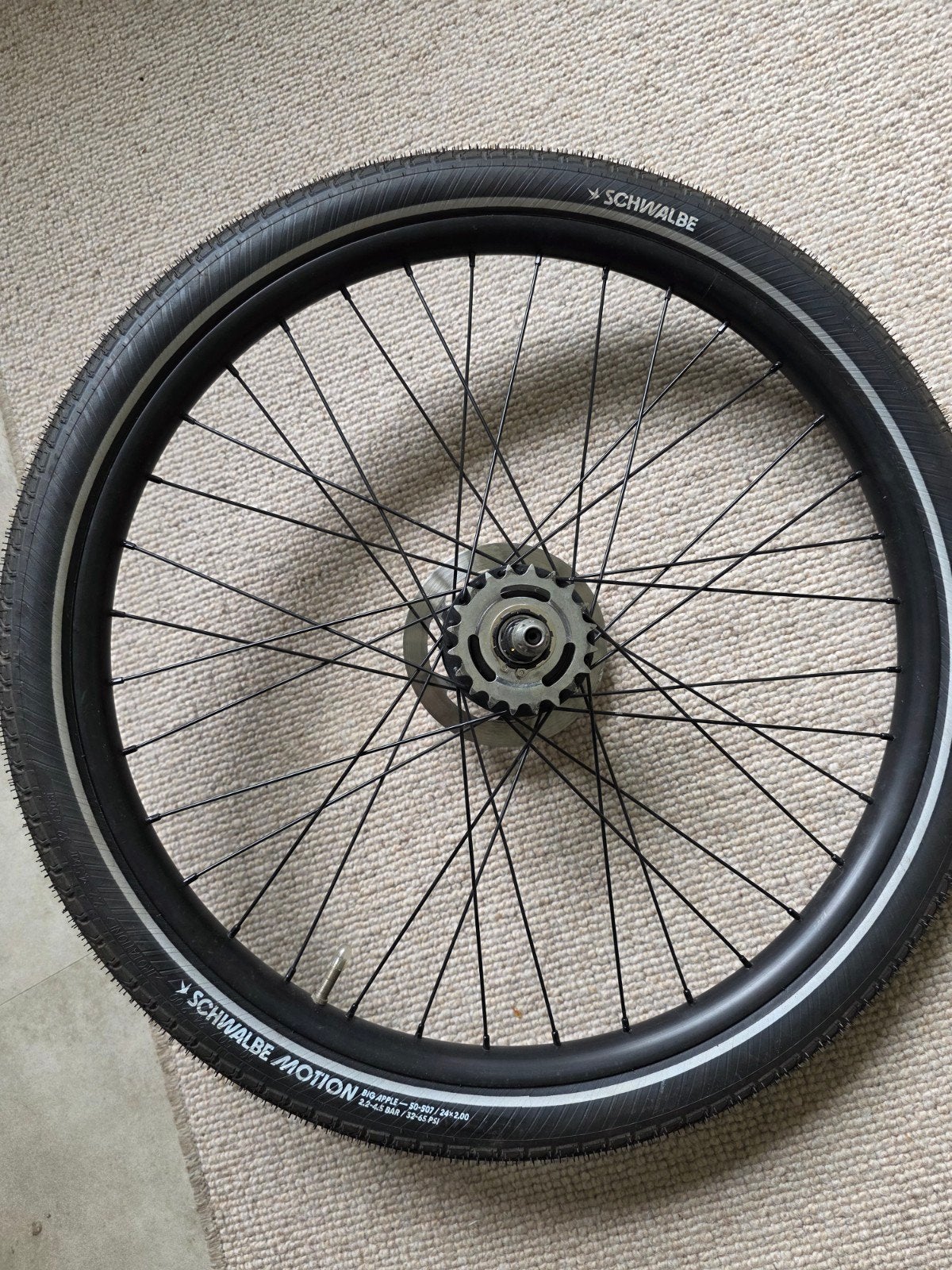 Nieuw achterwiel met band voor VanMoof X3, Fietsen en Brommers, Nieuw, Ophalen of Verzenden, VanMoof, Rubber