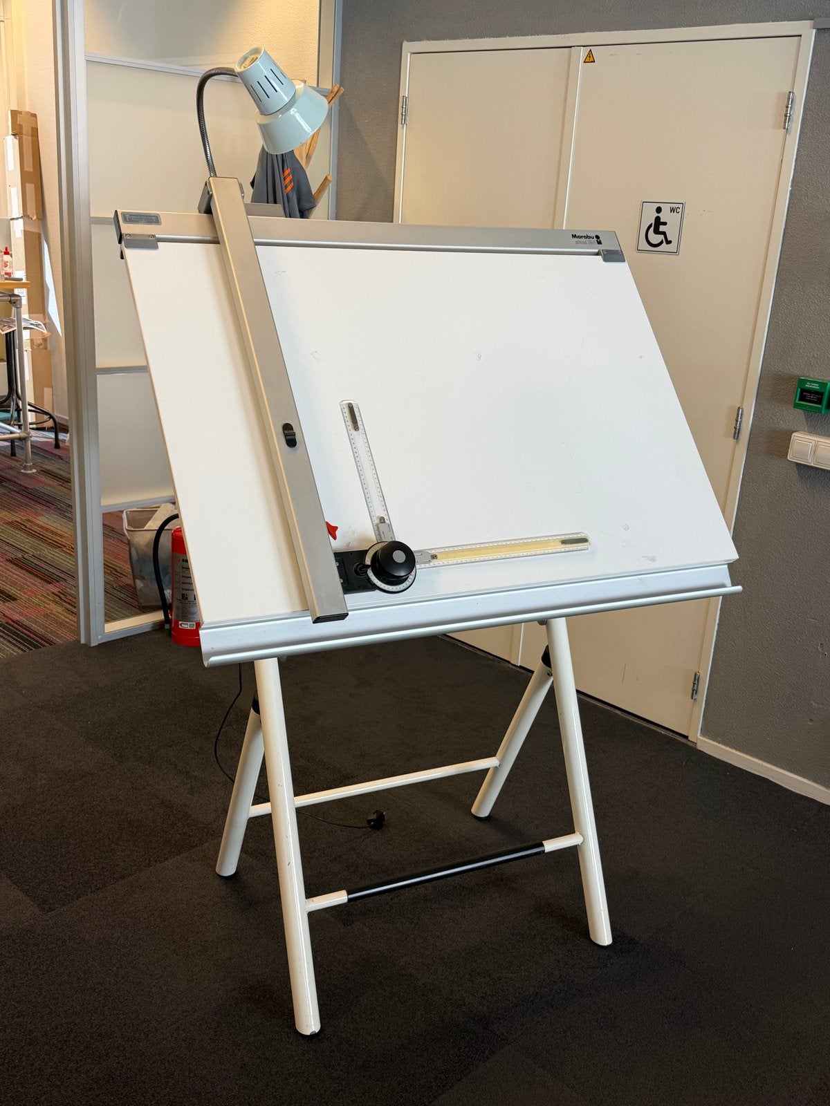 Tekentafel met Verlichting voor studentenkamer!, Ophalen, Zo goed als nieuw, 130 tot 150 cm, Verlichting