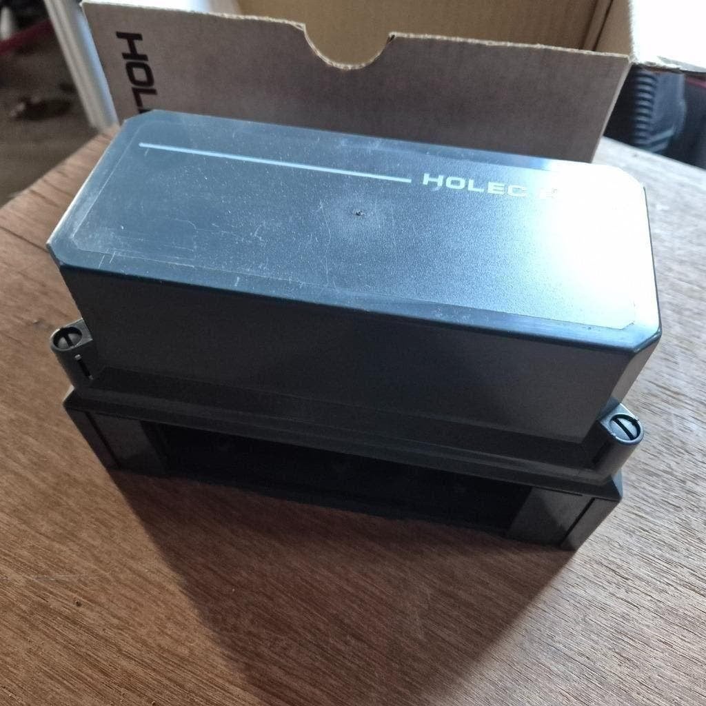 NIEUWE ETN KAST MET VERHOOGD DEKSEL HK110-S2  AFM 220X110MM