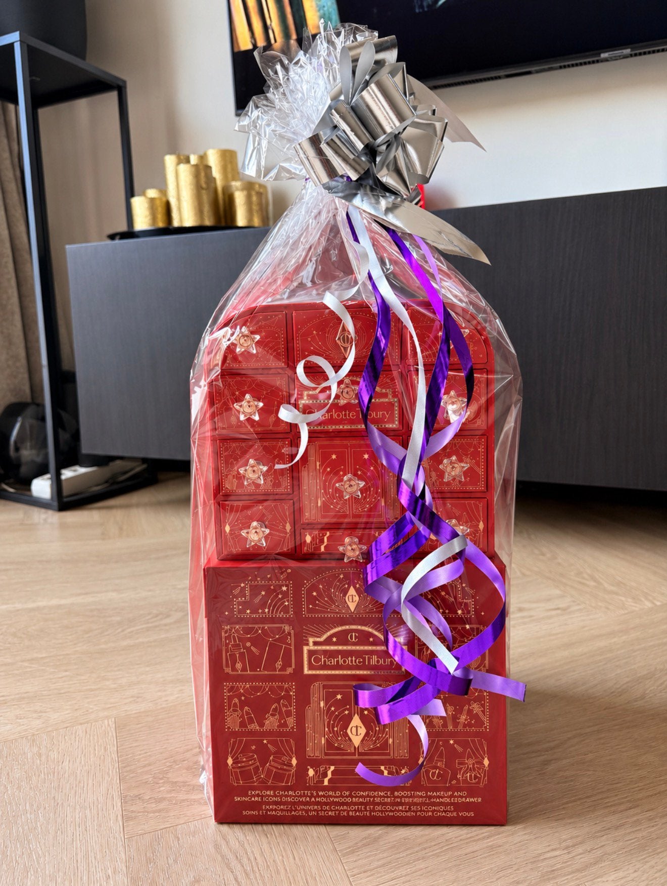 Charlotte Tilbury - adventskalender, Ophalen, Overige kleuren, Gehele gezicht, Nieuw