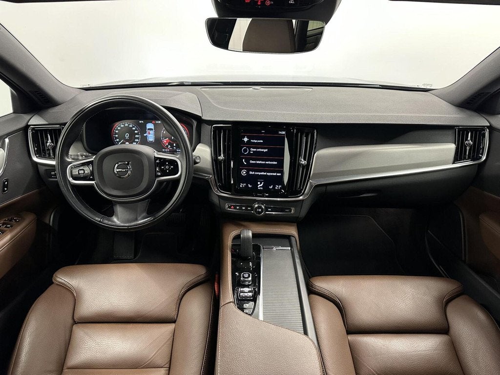 Volvo V90 2.0 B4 Business Pro LEER TREKHAAK CAMERA CARPLAY N, Auto's, Euro 6, 4 cilinders, Blauw, Automatische klimaatregeling