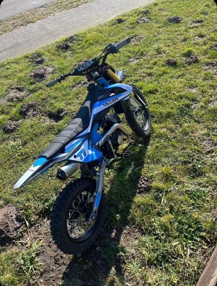 Ultra motorcrosser 125cc, Ophalen of Verzenden, Zo goed als nieuw, Overige merken