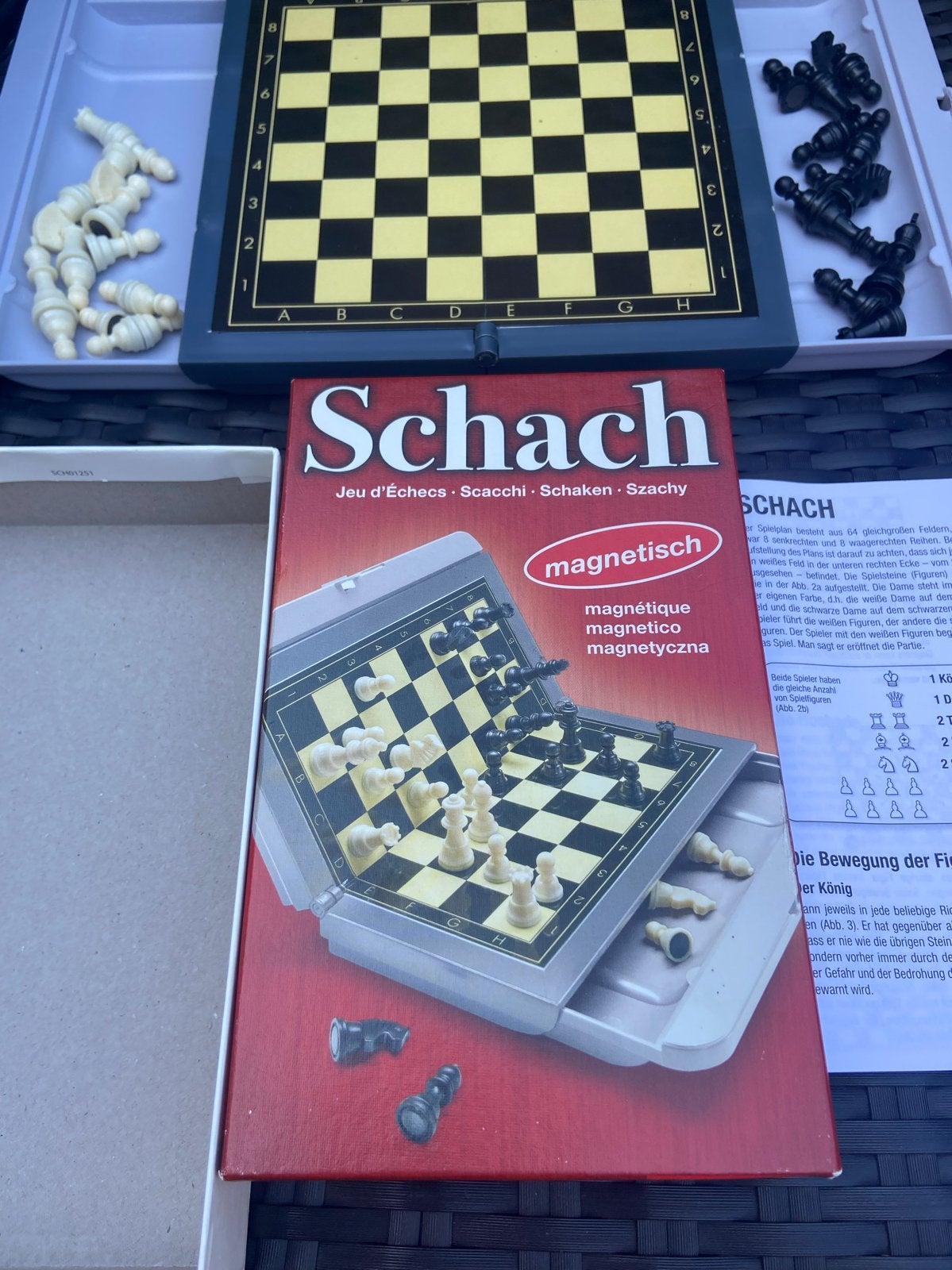 Magnetisch Reis Schaakspel - Compact en Compleet, Hobby en Vrije tijd, Gezelschapsspellen | Bordspellen, Zo goed als nieuw, Een of twee spelers