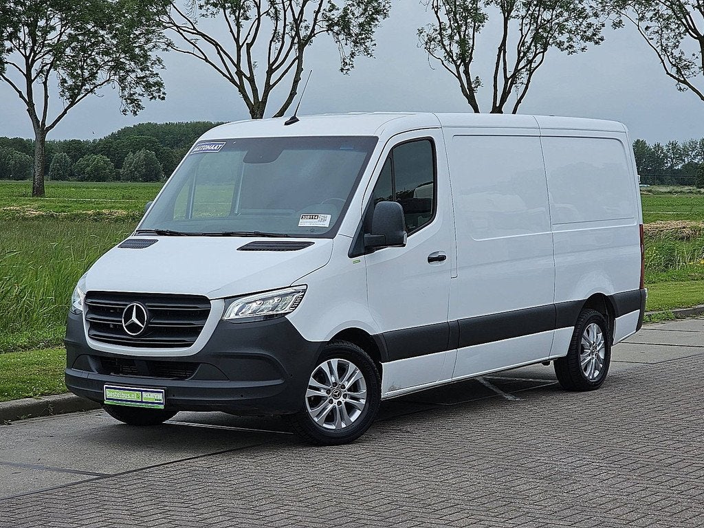 MERCEDES-BENZ SPRINTER 319 l2h1 v6 led mbux10, Automaat, Gebruikt, Euro 6, 190 pk