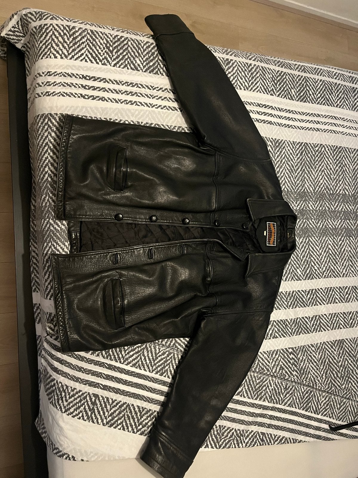Zwart leren jas van Interactive Leatherwear, maat XL, Kleding | Heren, Jassen | Zomer, Ophalen, Zo goed als nieuw, Maat 56/58 (XL)
