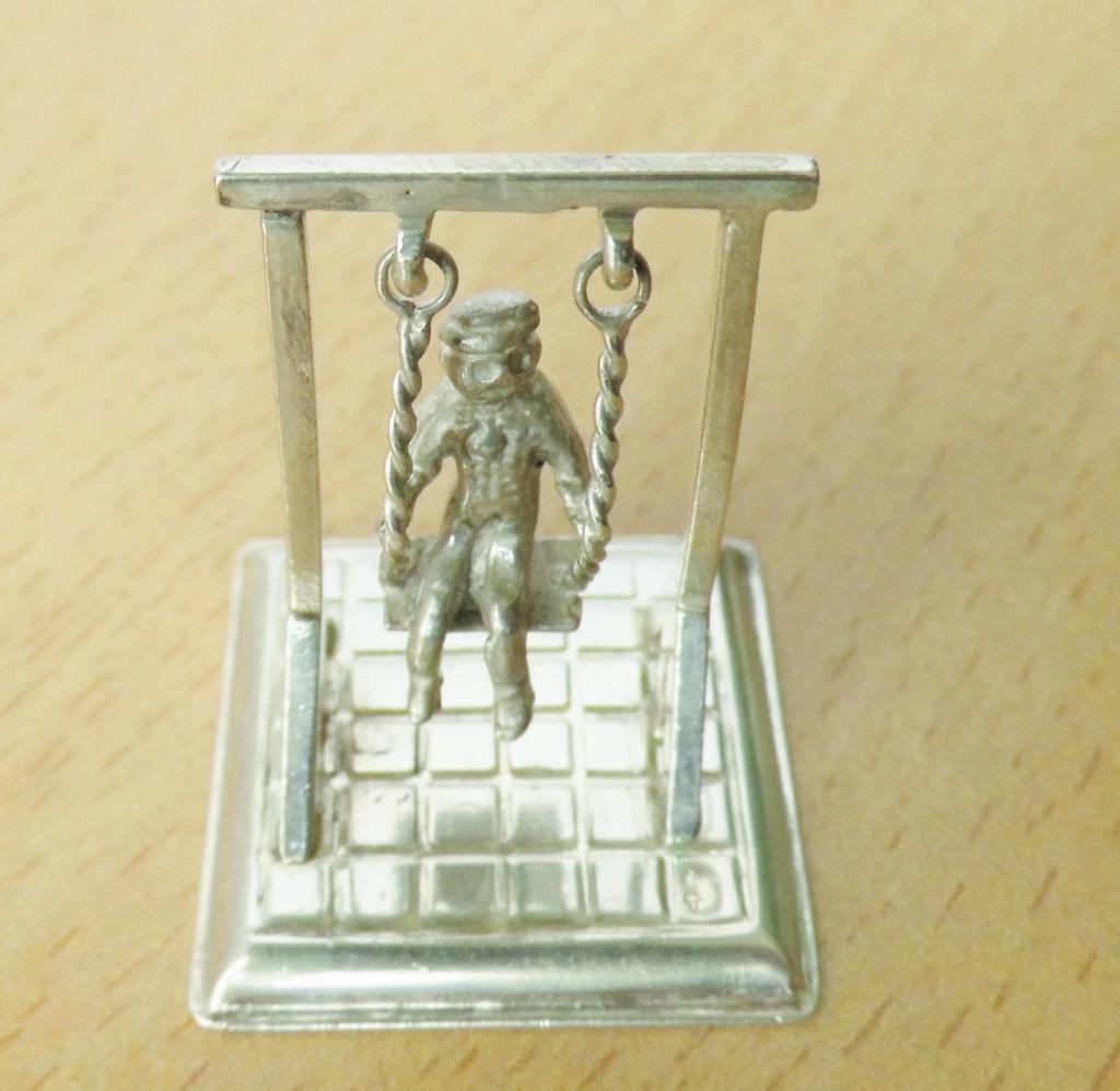 Zilveren miniatuur schommel, Ophalen of Verzenden, Zilver