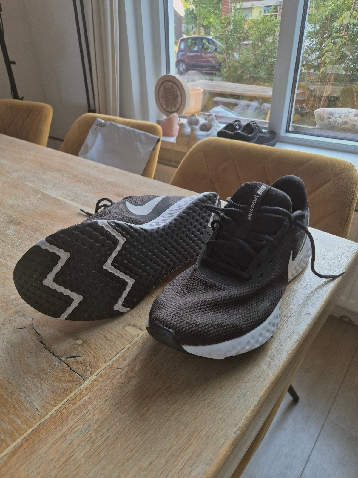 Nike Revolution 5 hardloopschoenen - Maat 44, Kleding | Heren, Schoenen, Zwart, Nike, Nieuw, Ophalen of Verzenden