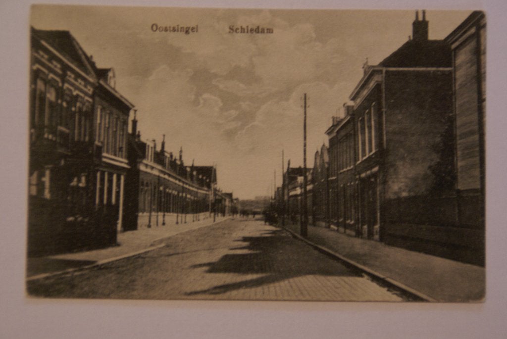Ansichtkaart, Schiedam, Oostsingel, Ophalen of Verzenden, 1940 tot 1960, Ongelopen, Zuid-Holland