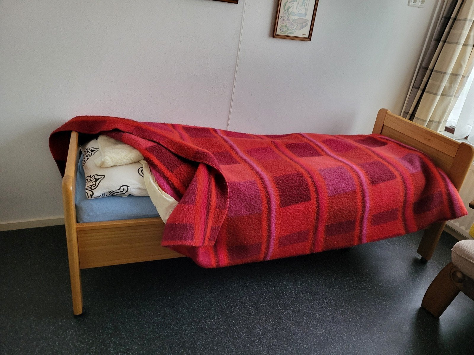 Bed gratis, Gebruikt, 90 cm, Eenpersoons, Ophalen of Verzenden