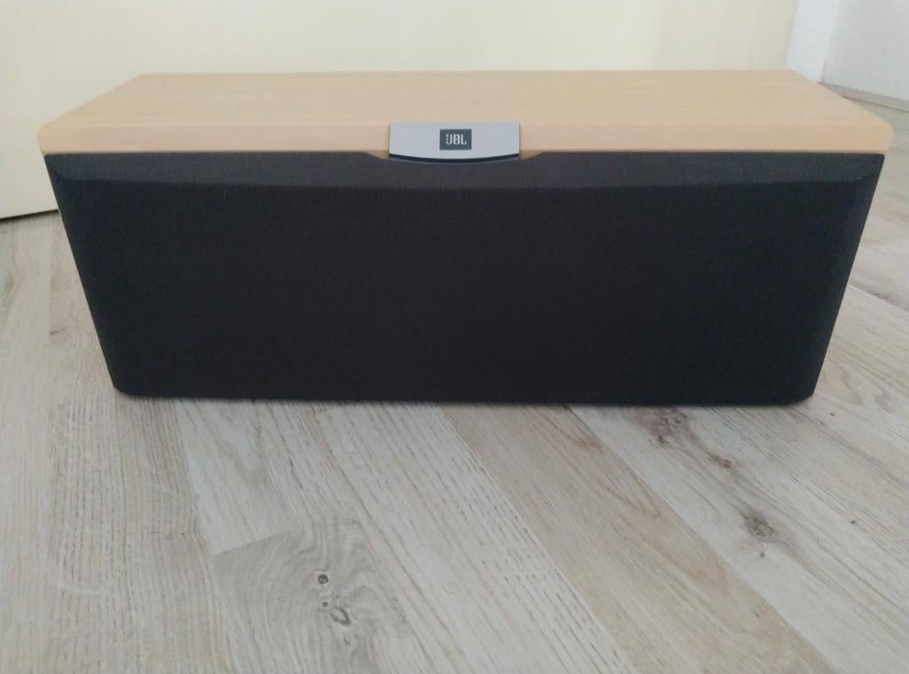 JBL center speaker izgst, Audio, Tv en Foto, Luidsprekers, JBL, Ophalen of Verzenden, Zo goed als nieuw, 60 tot 120 watt