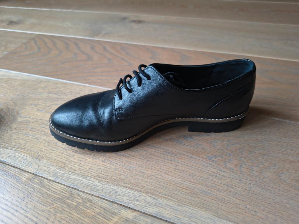 Nette zwarte lakschoenen dames maat 39, Ophalen of Verzenden, Zo goed als nieuw, Zwart, Schoenen met lage hakken