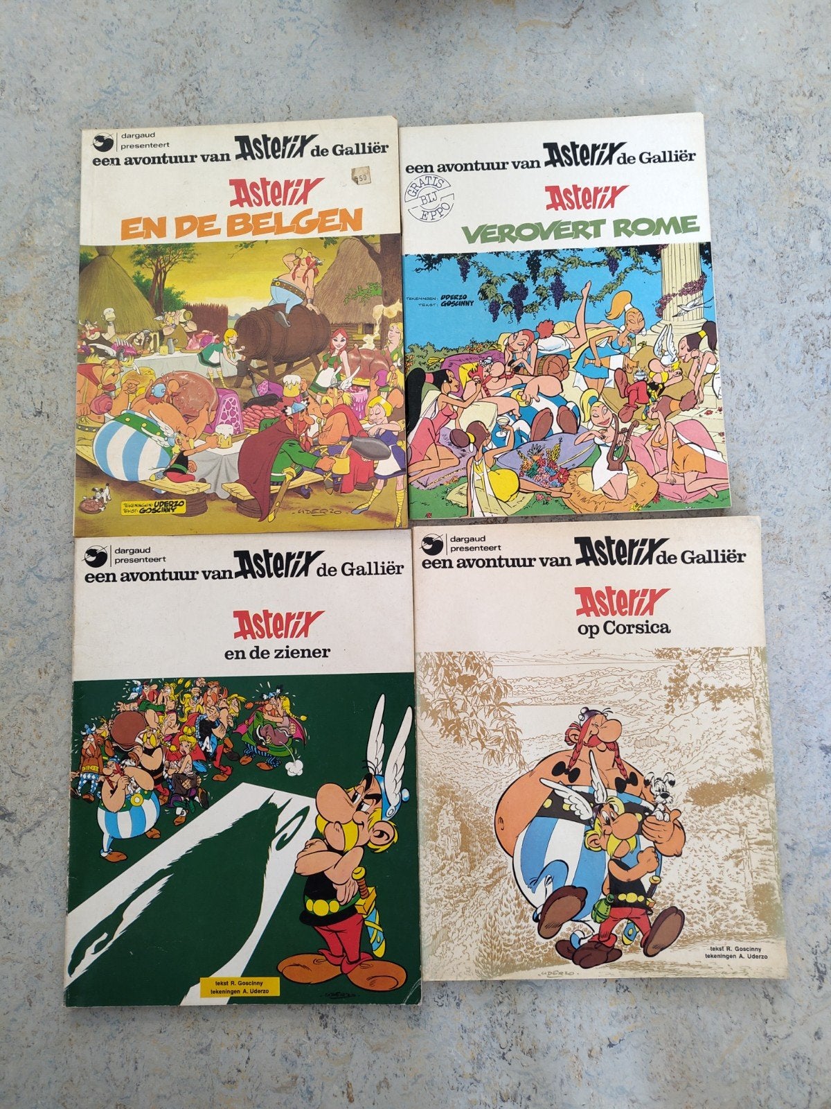 Asterix stripboeken - 4 delen, Ophalen of Verzenden