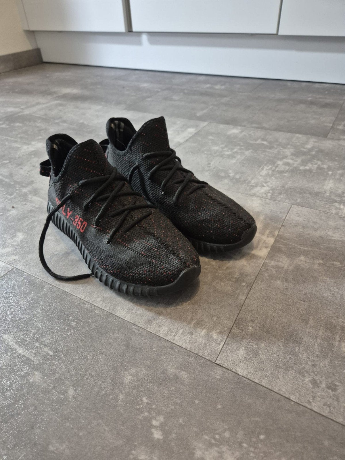 Yeezy Sneakers Maat 44, Kleding | Heren, Schoenen, Zwart, Ophalen of Verzenden, Sneakers of Gympen, Adidas Yeezy