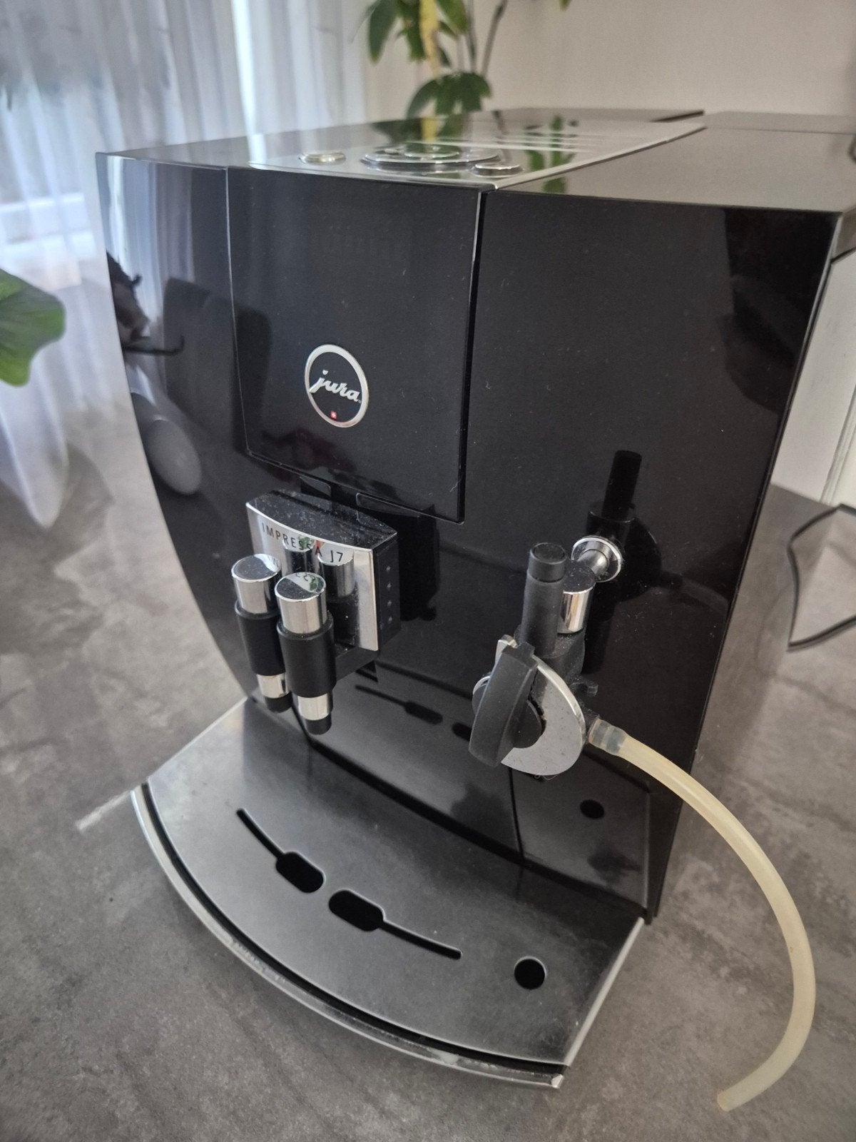 Jura Impressa J7, Witgoed en Apparatuur, Koffiezetapparaten, Gebruikt, Koffiemachine, Afneembaar waterreservoir, Koffiebonen