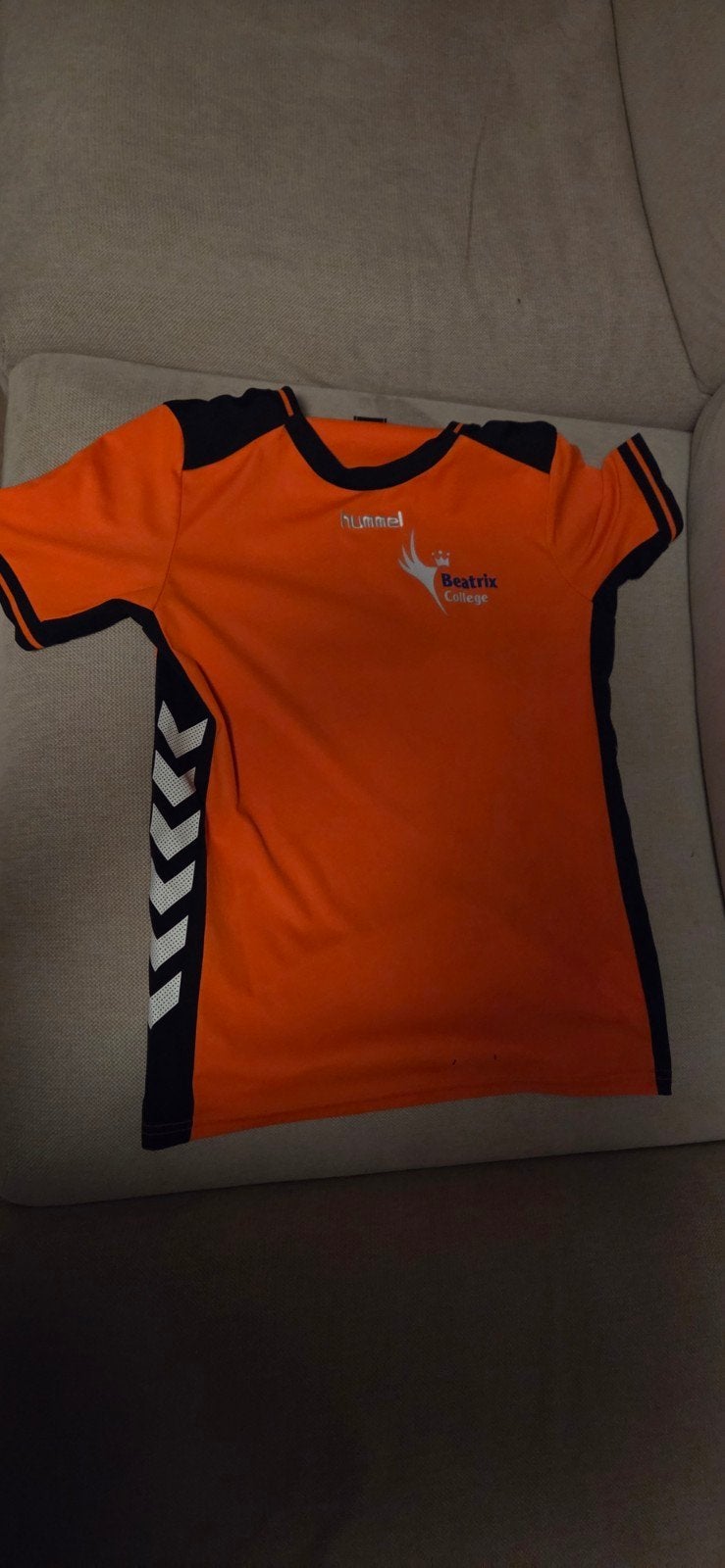 Hummel sportshirt Beatrix College maat 164, Kinderen en Baby's, Kinderkleding | Maat 164, Ophalen, Gebruikt, Shirt of Longsleeve