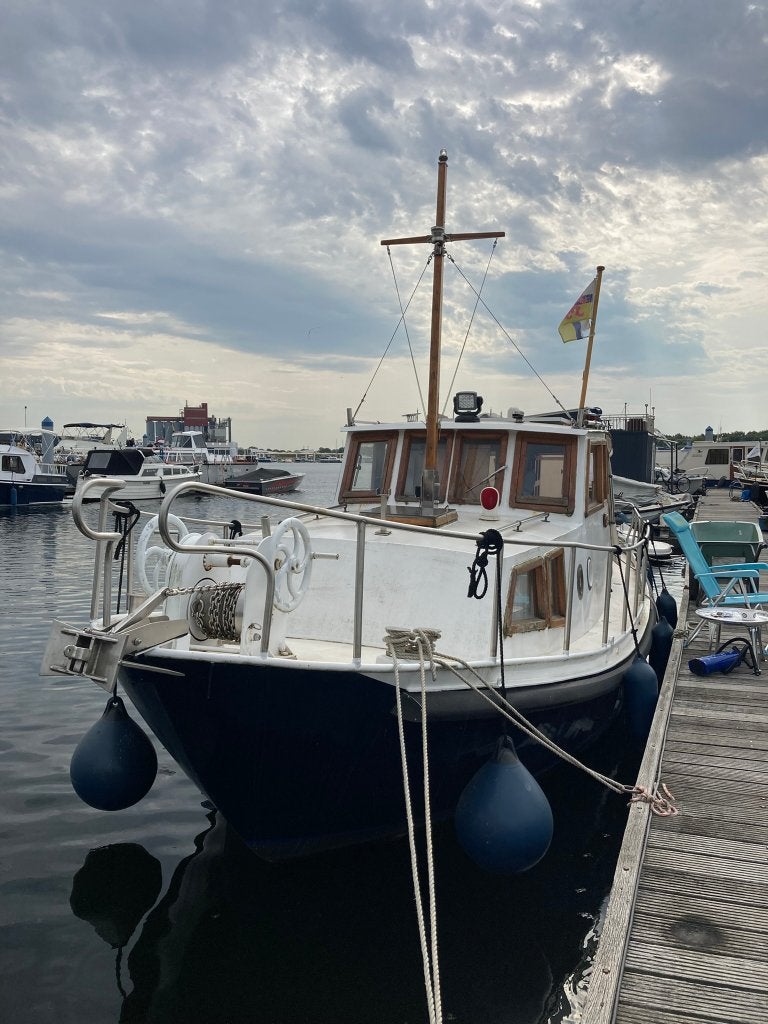 Klassieke rondspantvlet, Watersport en Boten, Gebruikt, Binnenboordmotor, Diesel, Walstroom