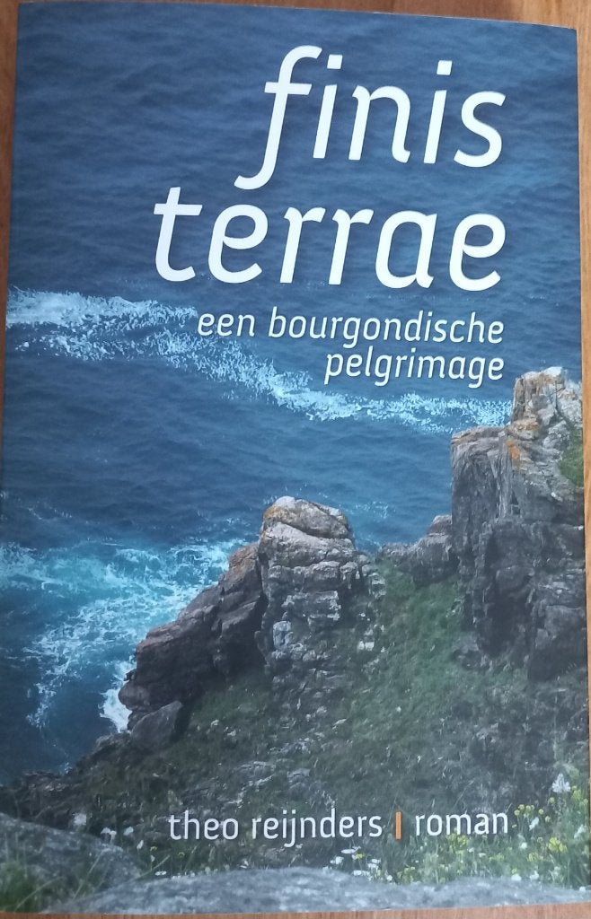 Finis terrae een bourgondische pelgrimage - Theo Reijnders, Ophalen of Verzenden, Zo goed als nieuw, Theo Reijnders