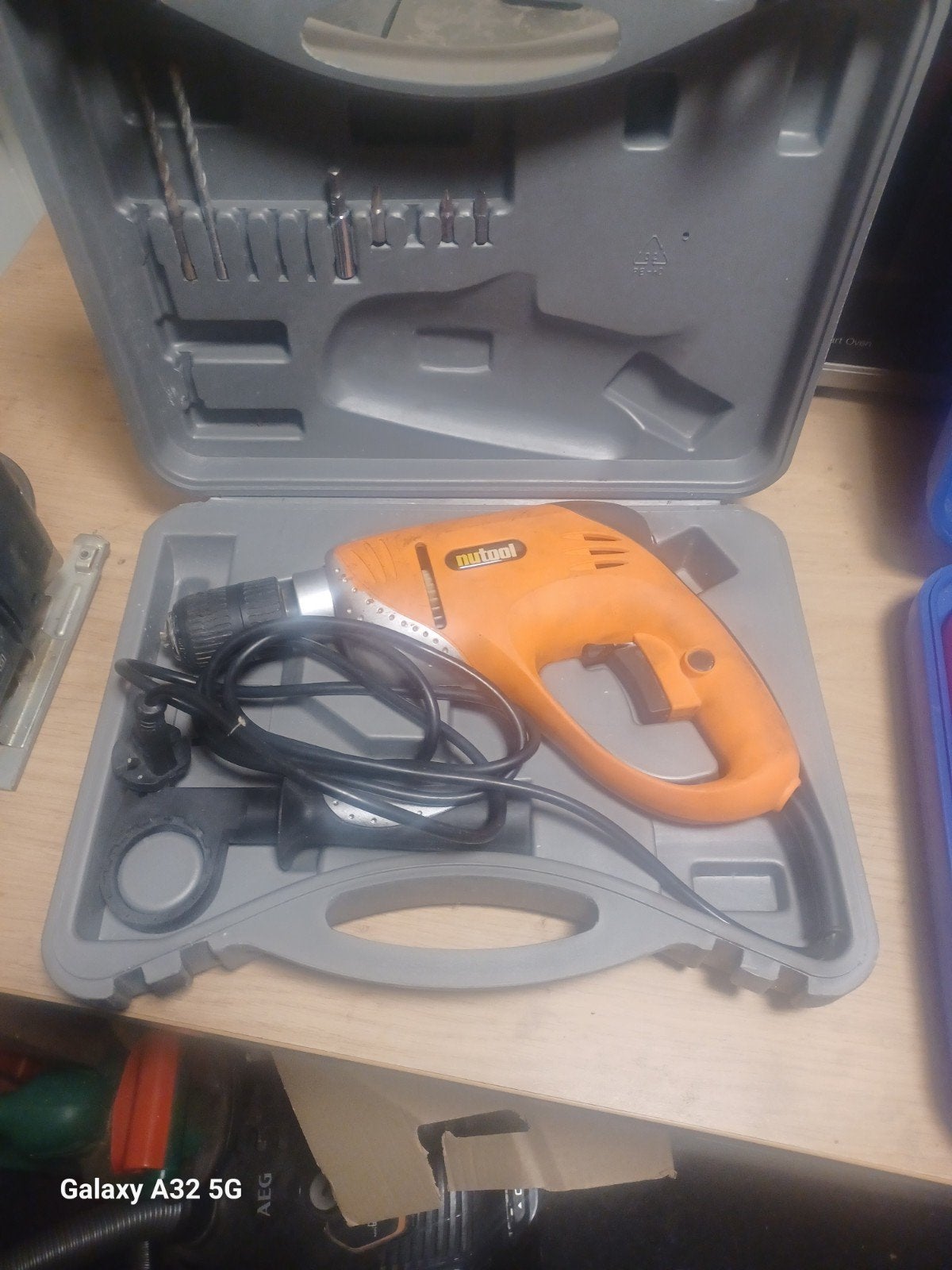 Nutool Boormachine met accessoires in koffer, Gebruikt, Variabele snelheid, Minder dan 400 watt, Ophalen