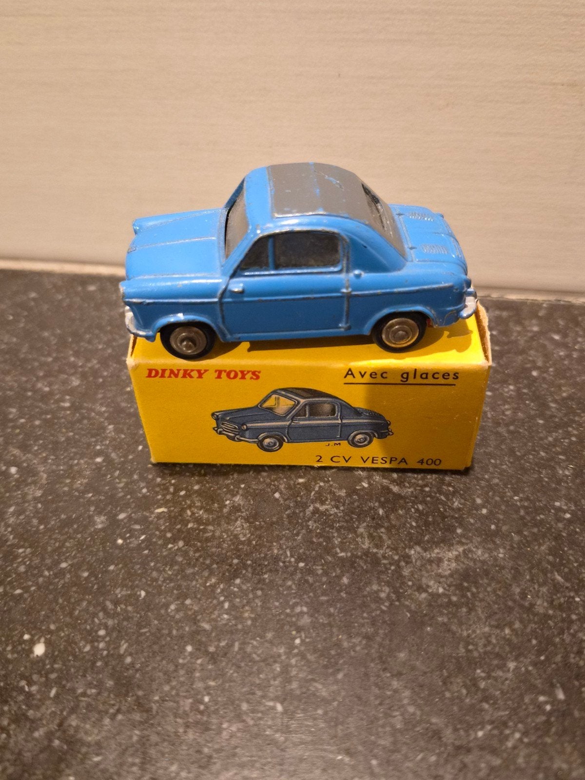 Dinky Toys 2 CV Vespa 400 - Zo goed als nieuw, compleet, Ophalen of Verzenden, Zo goed als nieuw, Auto
