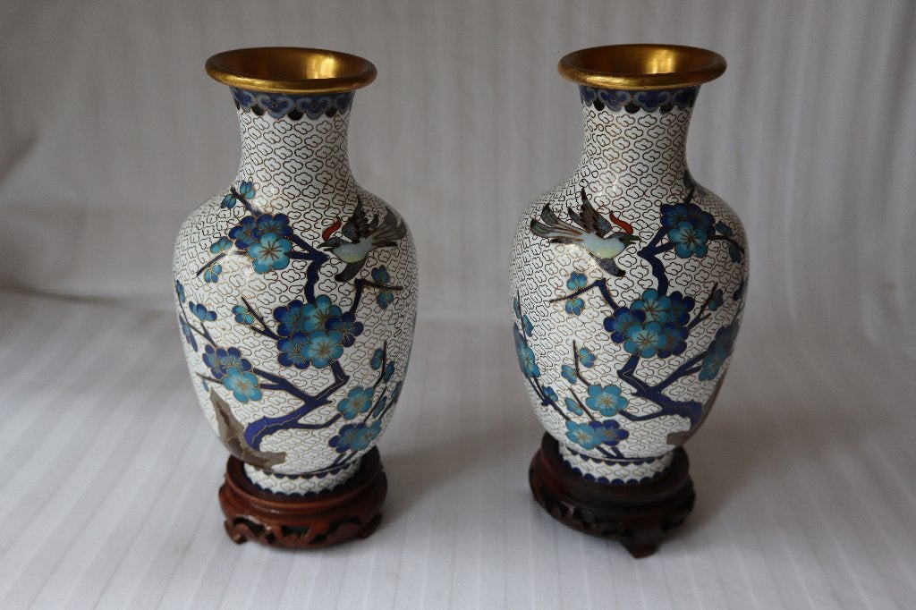 Vintage paar Chinese cloisonne vazen met voetstukken, Ophalen of Verzenden