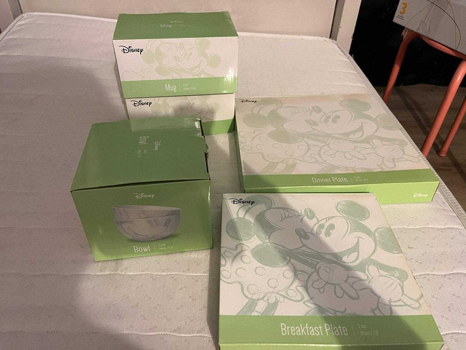 Nieuw Disney servies: mokken, kommen en borden, Overige merken, Keramiek, Nieuw, Ophalen of Verzenden