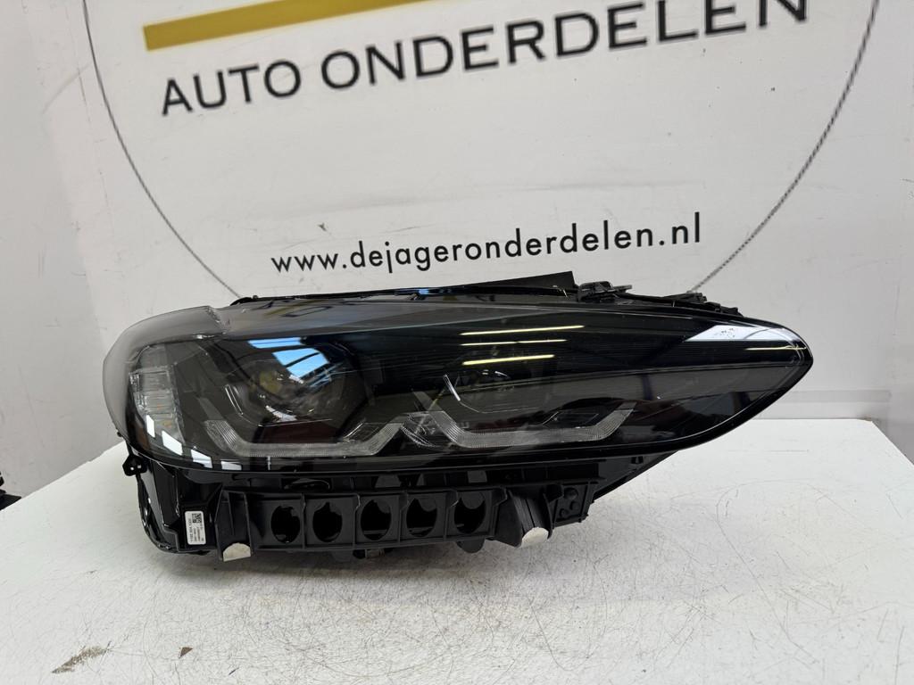 BMW 4 G22 G23 G26 M3 M4 G80 G82 LED KOPLAMP 9505114, Auto-onderdelen, Verlichting, Petuelring 130
80788  Munich, DE, Gebruikt