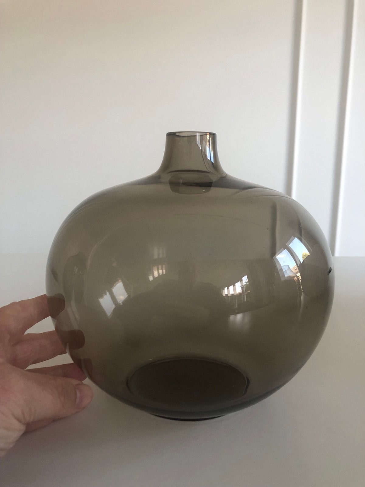 Lindform Sweden Bari vaas - Groot, rookglas, Antiek en Kunst, Ophalen of Verzenden