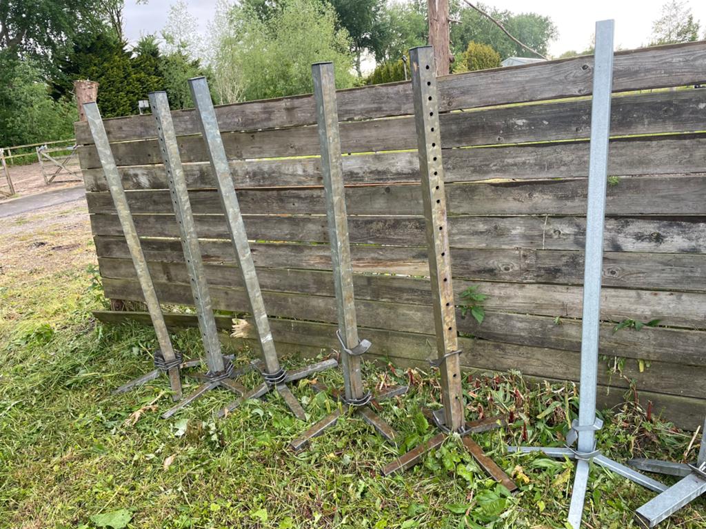 8 staanders spring hindernissen, Dieren en Toebehoren, Ophalen, Gebruikt, Springen
