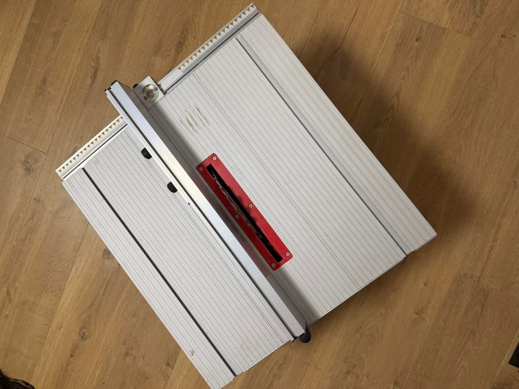 Zaagtafel, Ophalen, Cirkelzaag, Zo goed als nieuw, 30 tot 70 mm