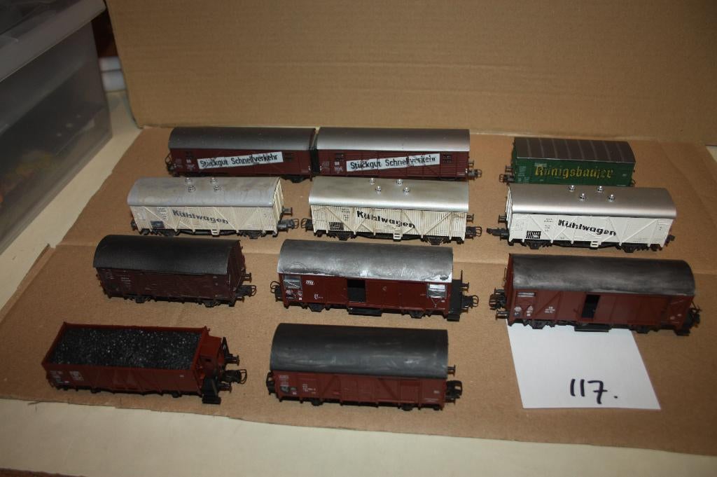 117)  tien diverse typen Roco Duitse goederenwagons, Gebruikt, Gelijkstroom, Wagon, Ophalen of Verzenden