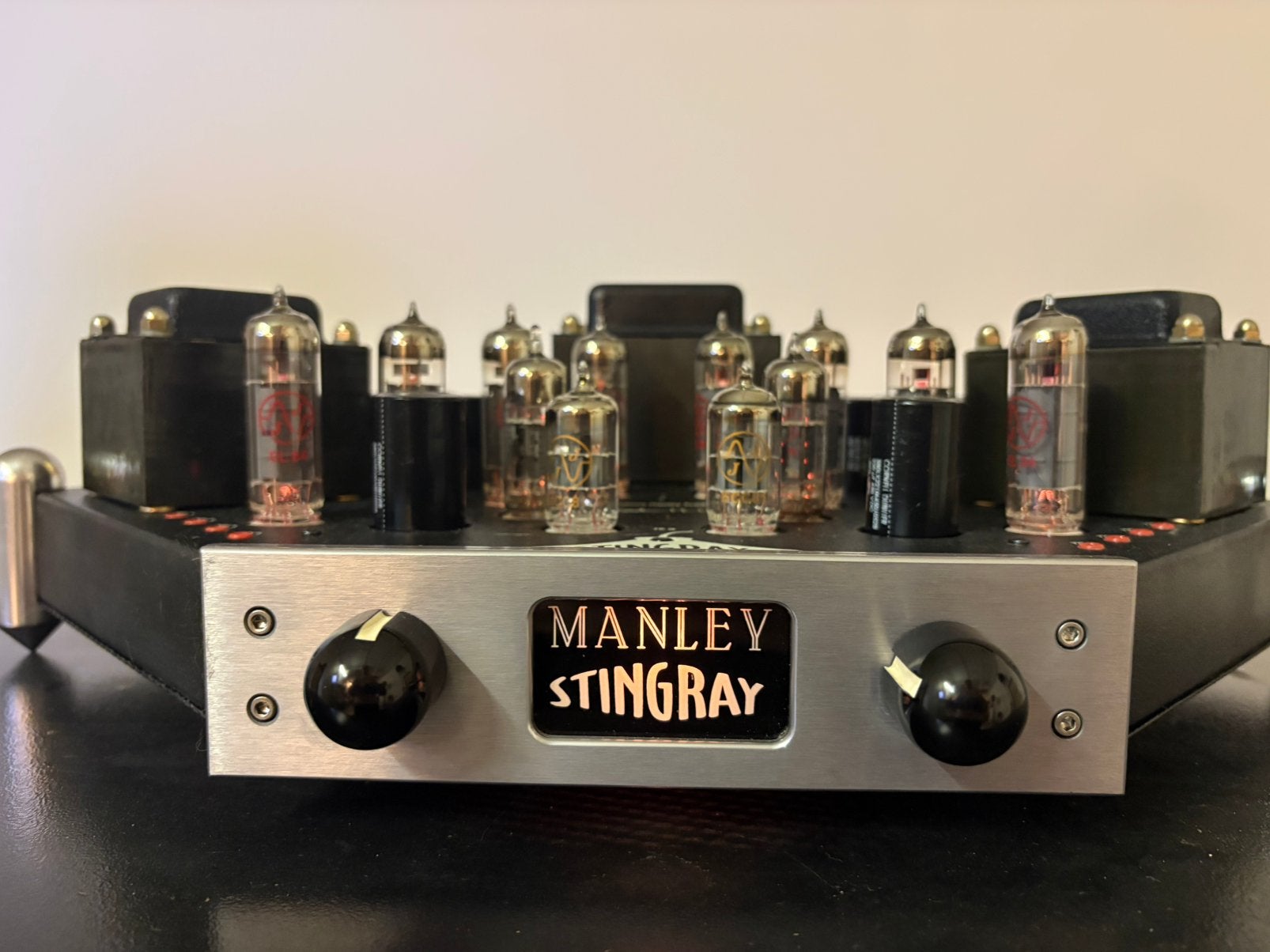 MANLEY STINGRAY, Ophalen, Versterker