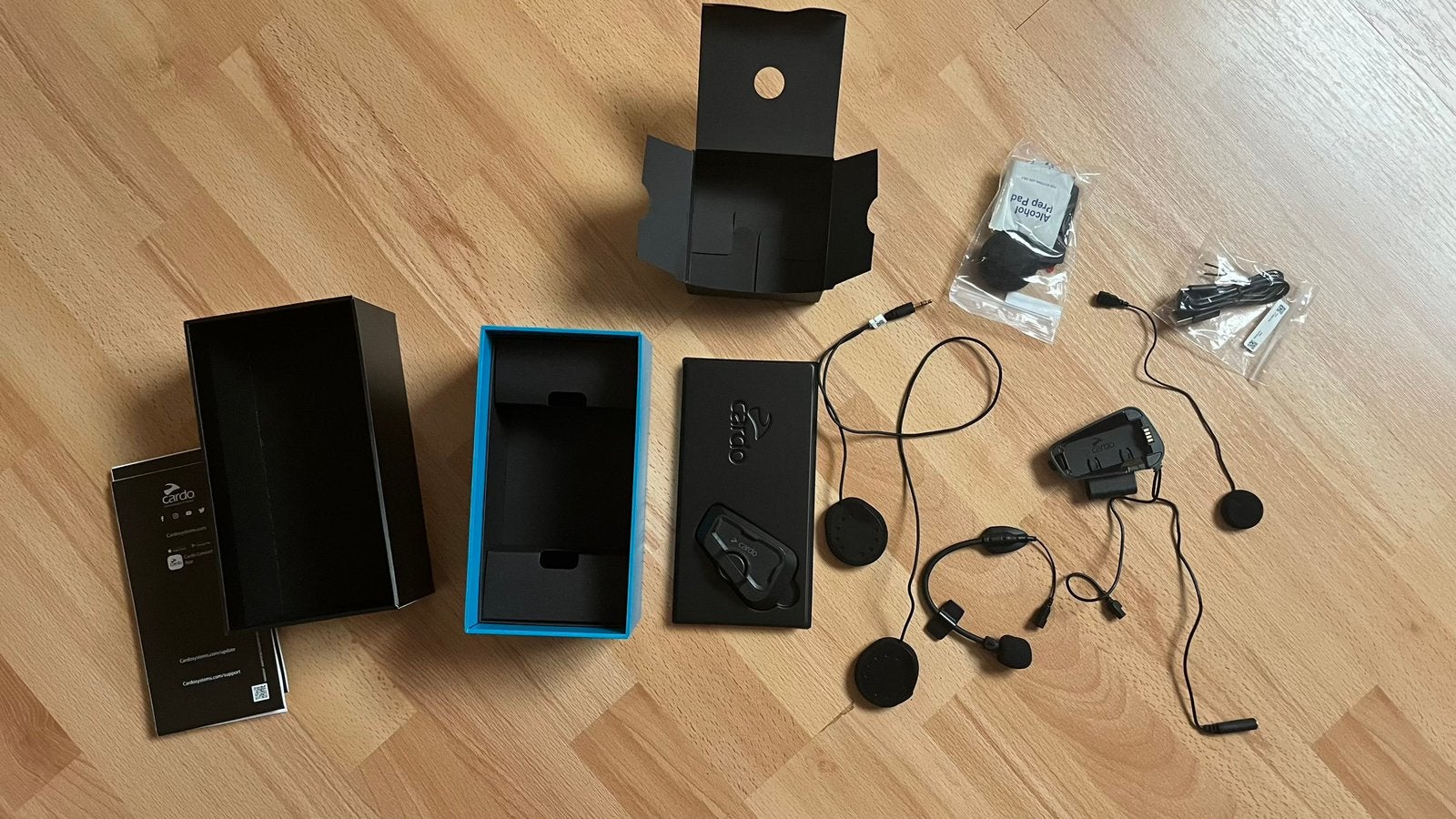 Cardo Freecom 2X JBL– compleet en technisch in goede staat, Ophalen of Verzenden, Zo goed als nieuw