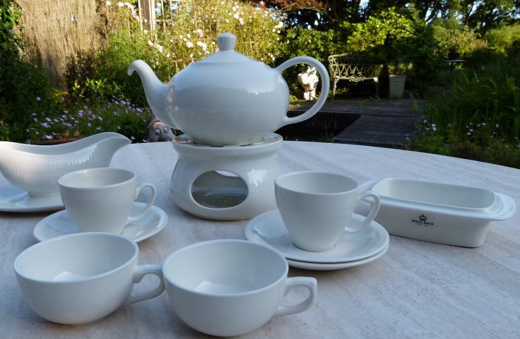 Nieuw Royal Boch Classic Collection, Nieuw, Ophalen of Verzenden, Wedgwood, Porselein