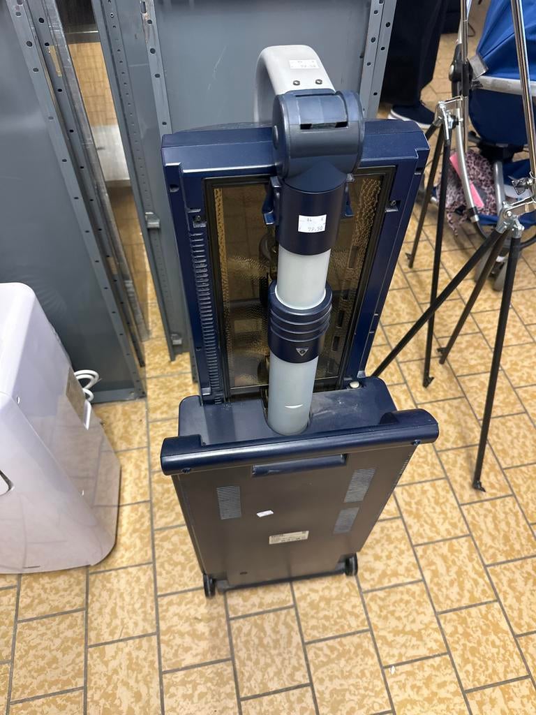 Philips HB 822 zonnebank, Witgoed en Apparatuur, Zonnebanken en Gezichtsbruiners, Gebruikt, Voorheuvel 48, Minder dan 10 lampen